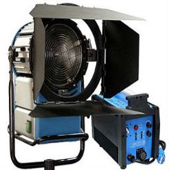Đèn Daylight HMI-L575 Farseeing 3811