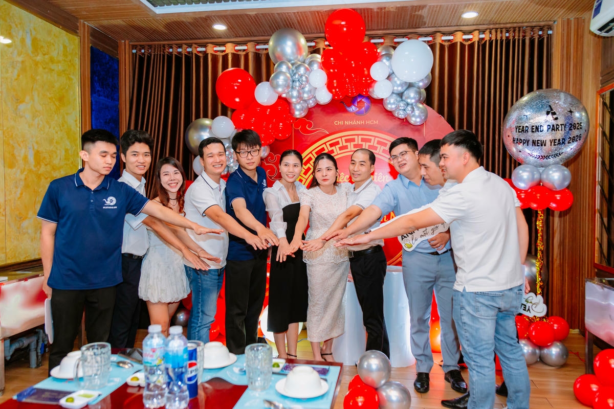 Tiec Tat Nien Chao Xuan Binh Ngo 2026 Hcm 6 Hlstudio